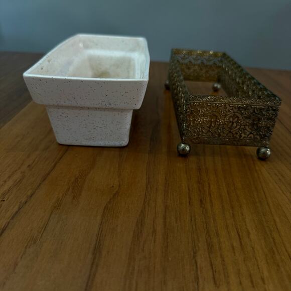 Planter Inc USA 1994 Rectangle Brass Stand 9 x 4 x 3.5 Speckled Pottery Vintage - Picture 8 of 16